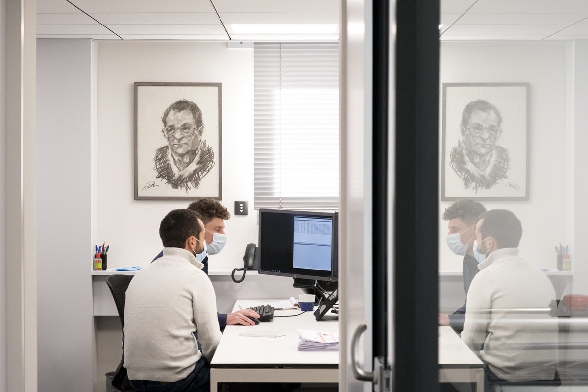 CABINET FRADET - Photographie des collaborateurs et des bureaux du Cabinet FRADET. A Annemasse le 10 décembre 2020 - Photo Gilles BERTRAND